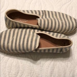 Cute! Navy stripe Toms.